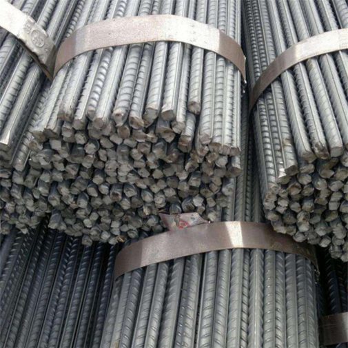 Rolos com vigas de ferro